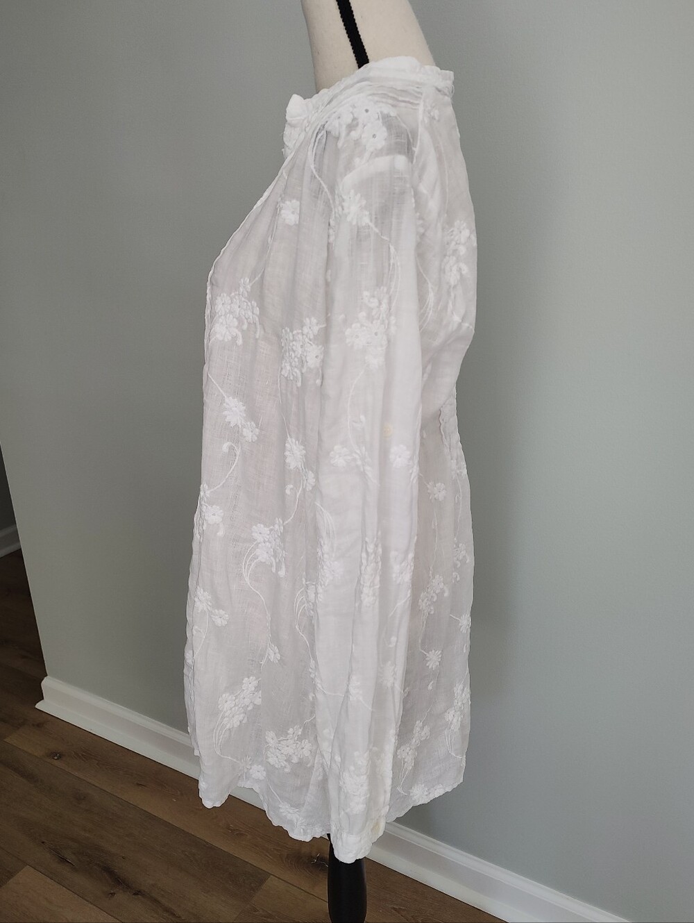 CP Shades Linen Embroidered Shirt Dress Or Long Tunic Top White Boho Coastal M - Picture 4 of 12